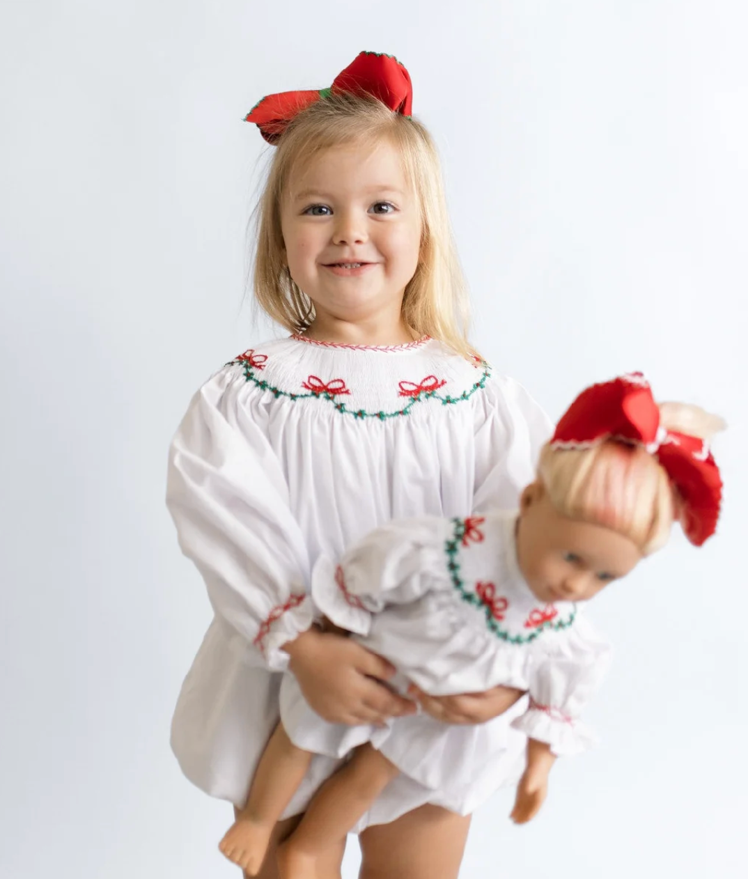 Holly and Bows Bubble