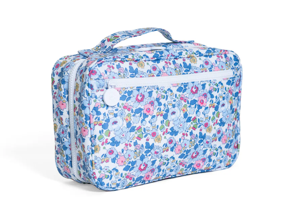 TRVL Design Bundle Up2 Hanging Toiletry Bag